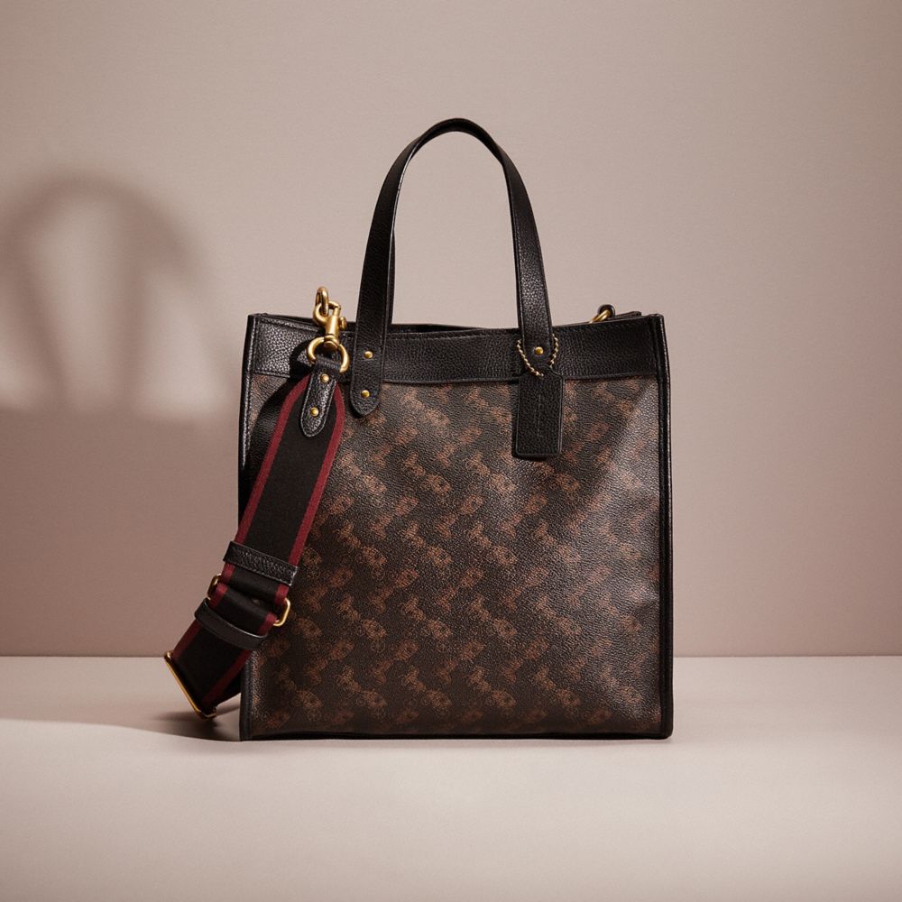 COAthtCH Classic handbags