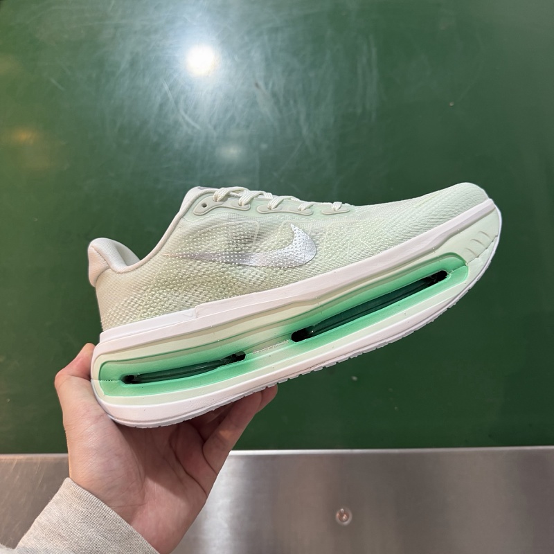 Nike Vomero Premium