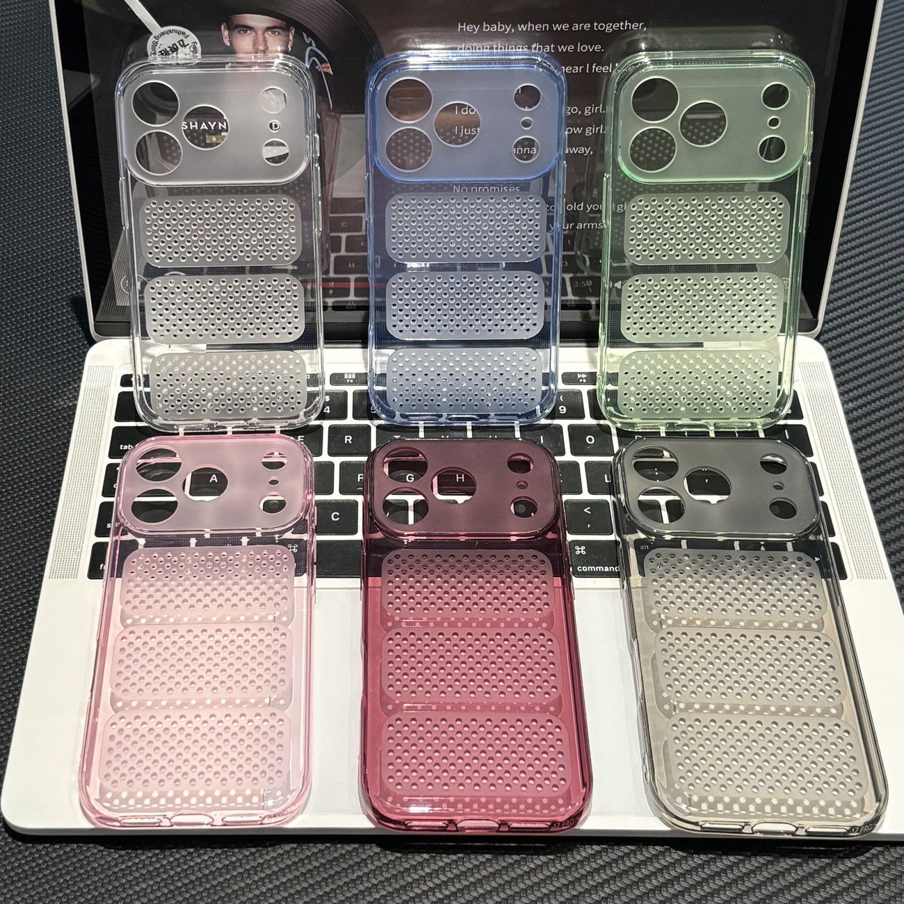 iPhone 17 Pro Max Protective Case Clear - back view