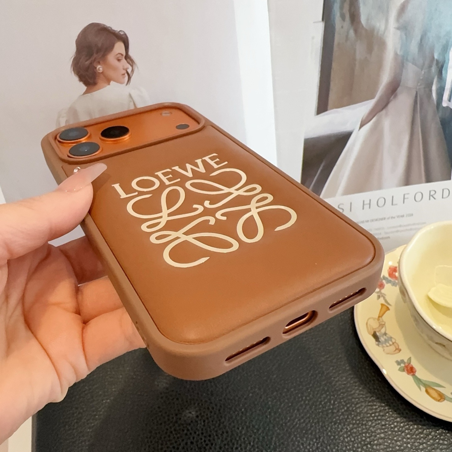 Loewe Hot Stamping Full-Cover Phone Case