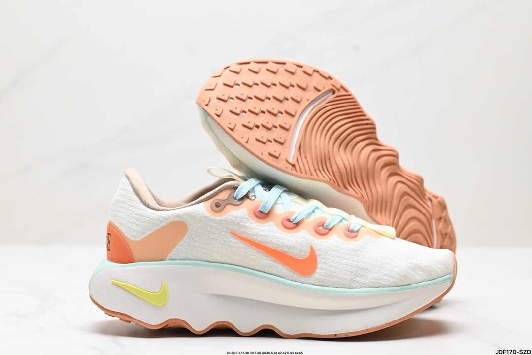 Nike MOTIVA