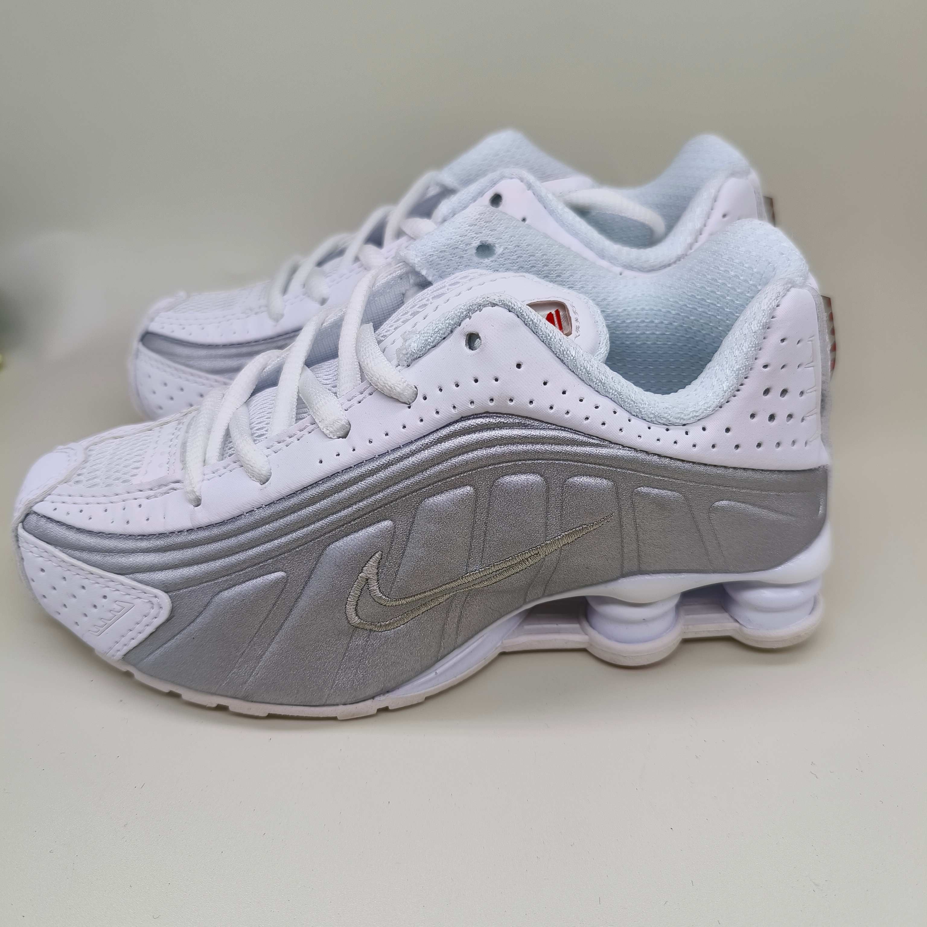 Kids Shoxr4