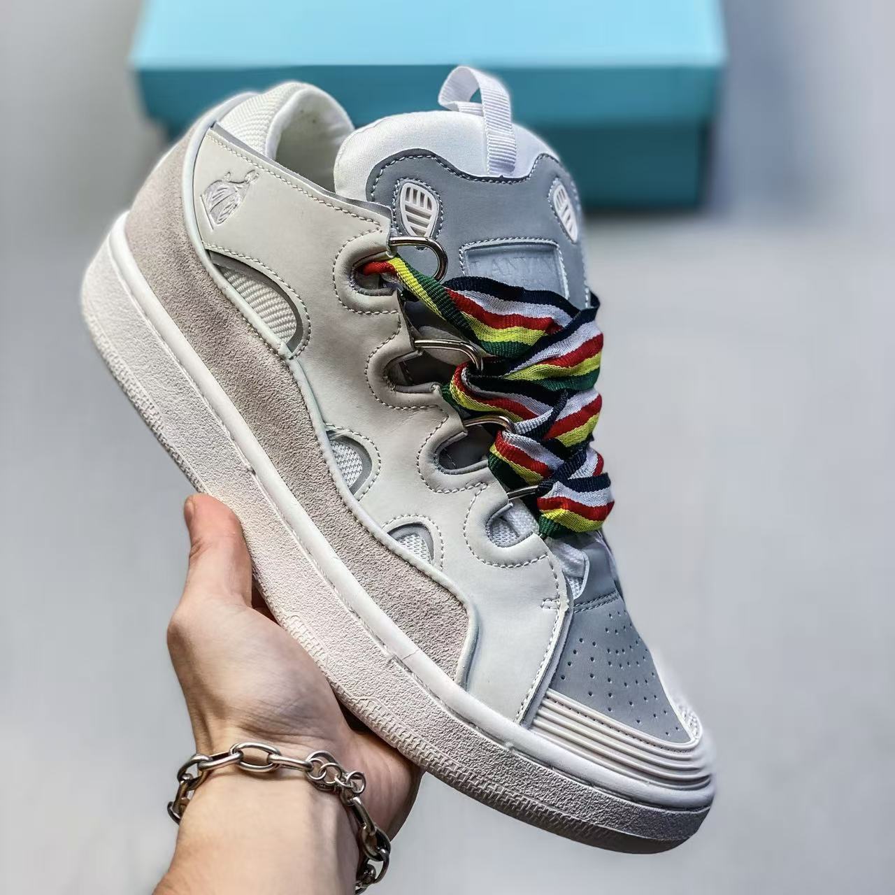 Lanvin Curb