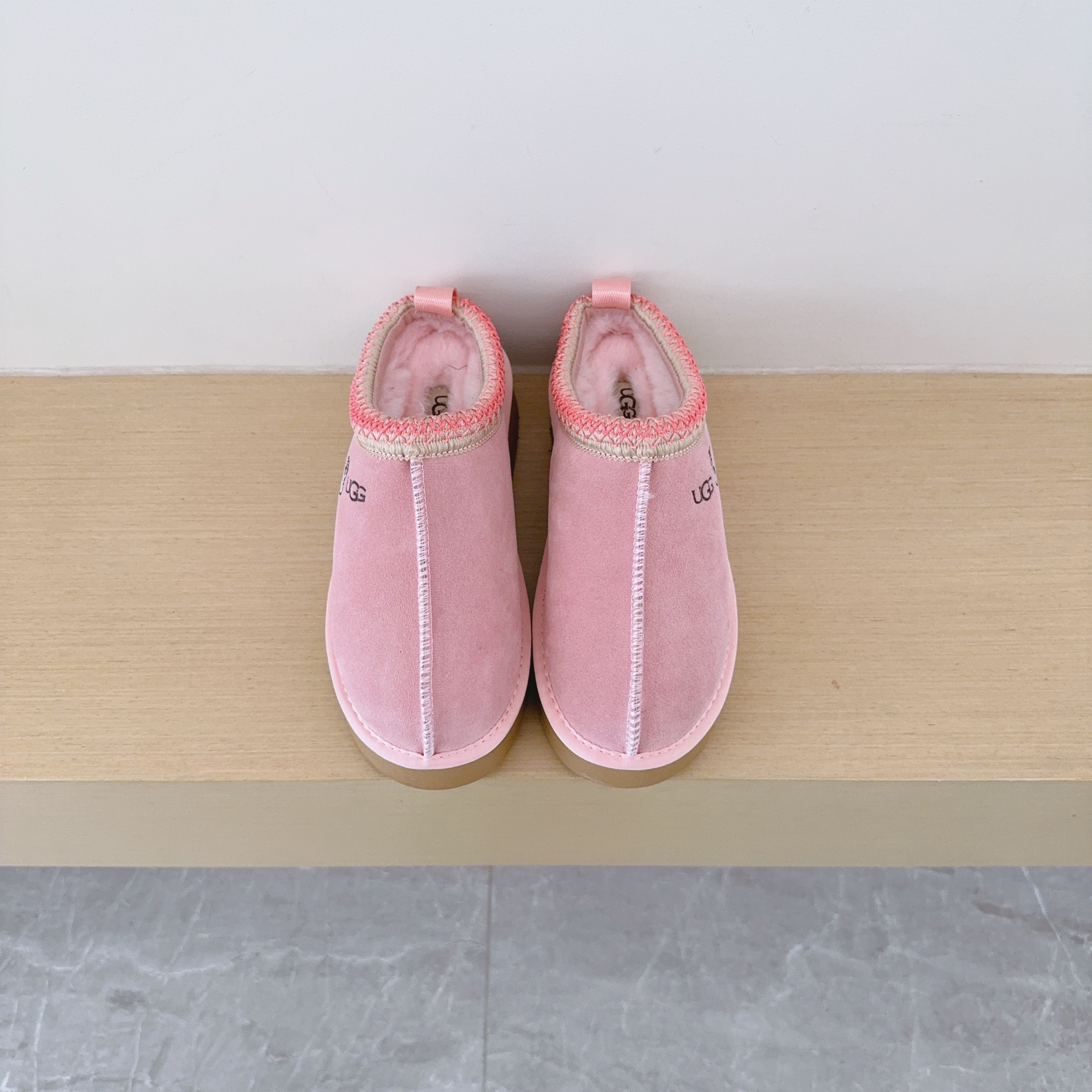 UGG Kids Finger Heart Platform Ethnic Pattern