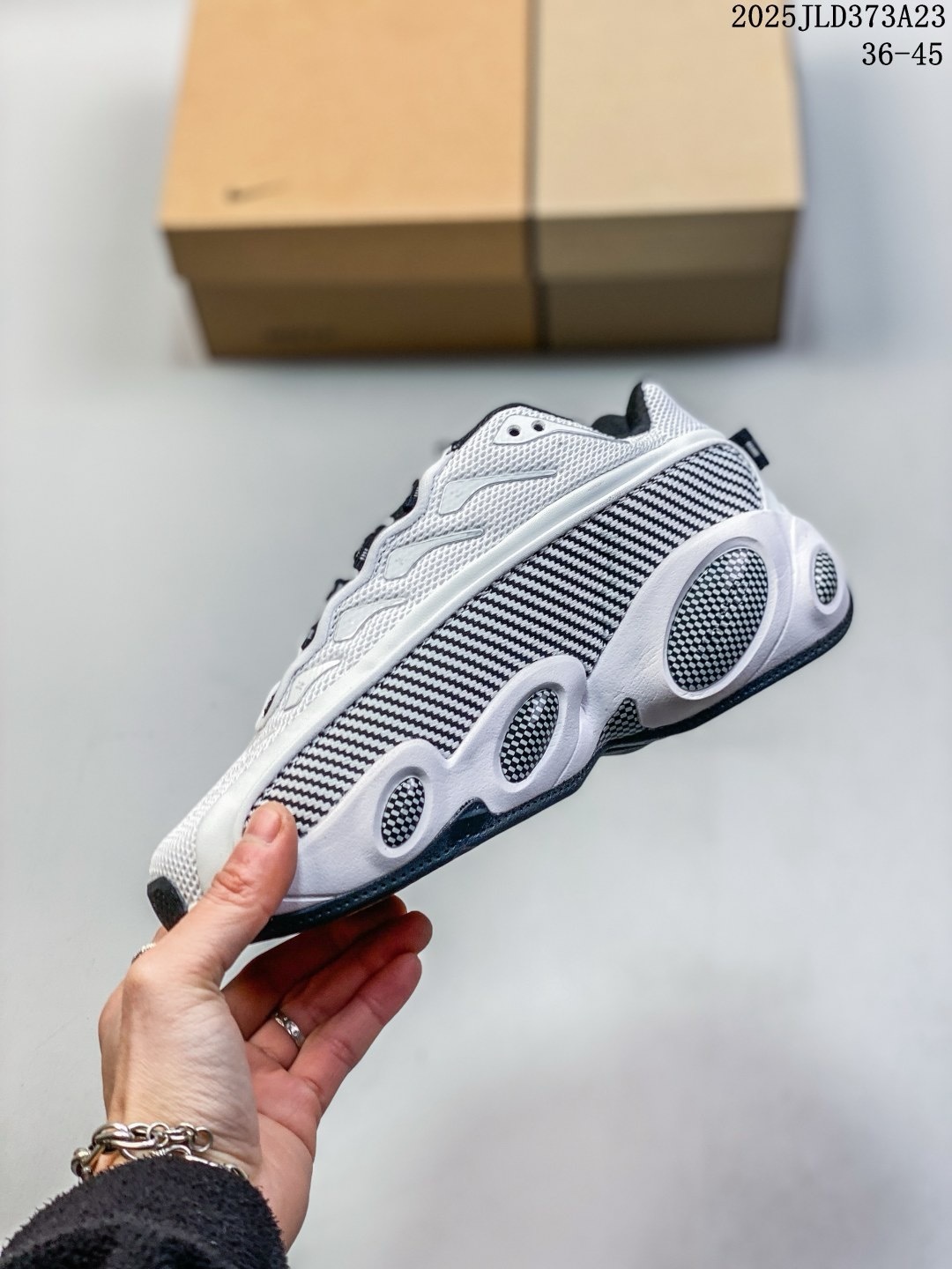 Nike Hot Step