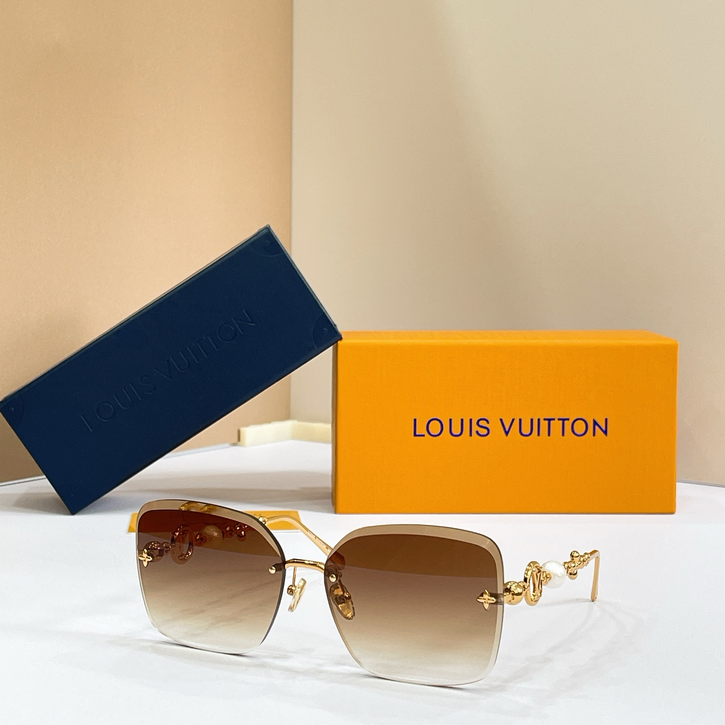 LV Jewel Pearl Square Sunglasses