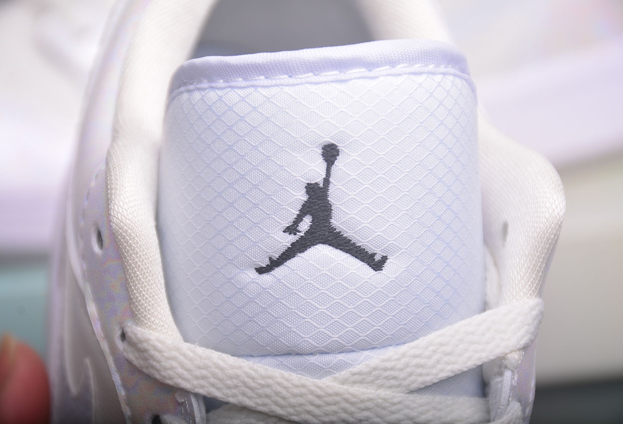 AJ1 retro low wmns cny