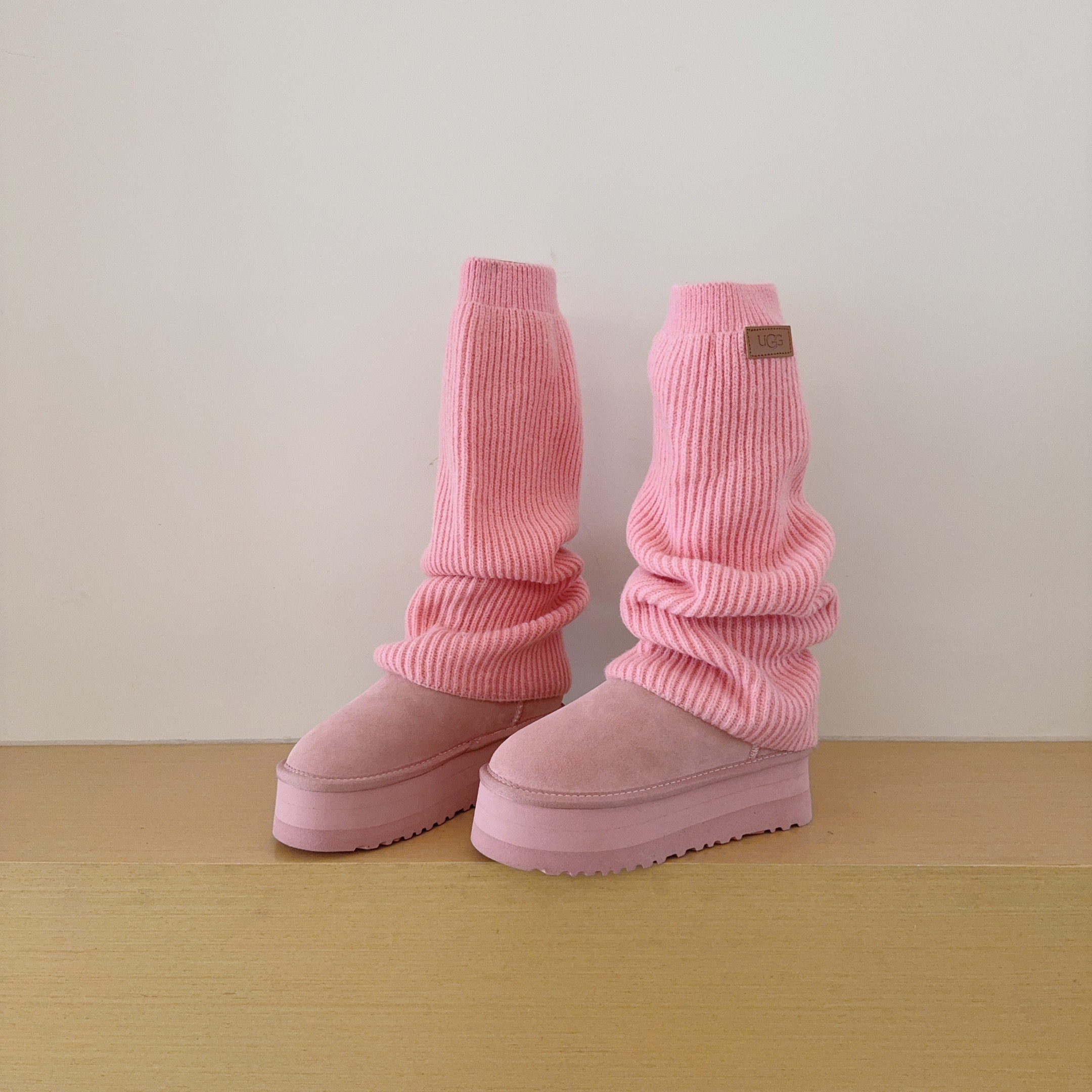 UGG Footwear Style 028