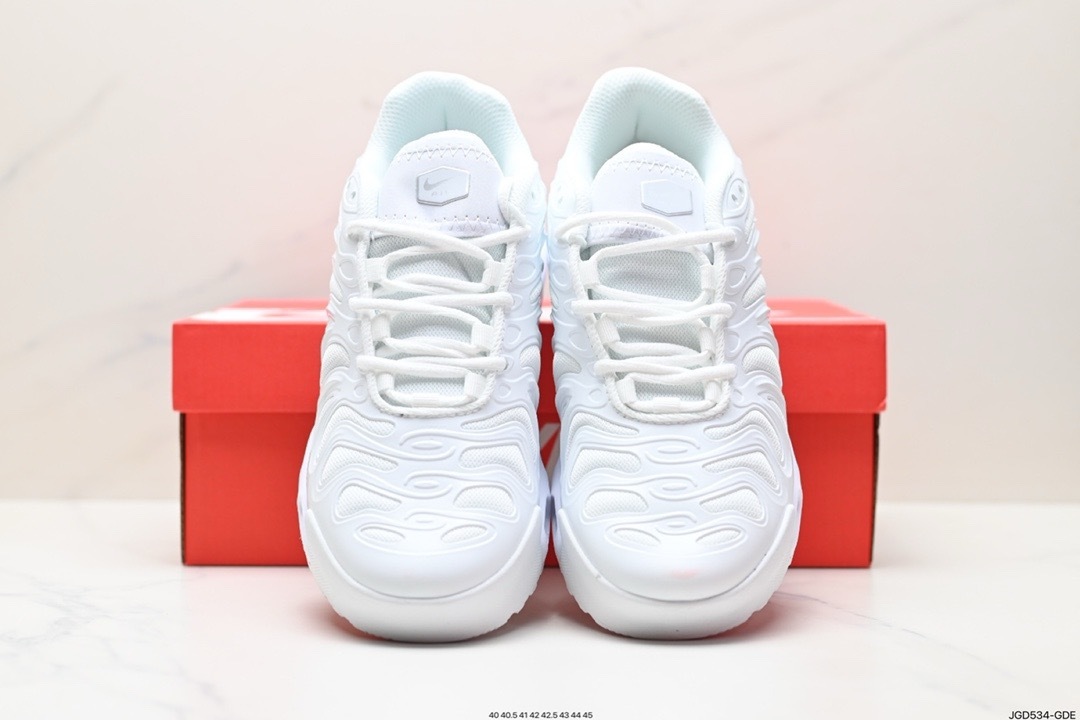 Air Max Plus Drift 26
