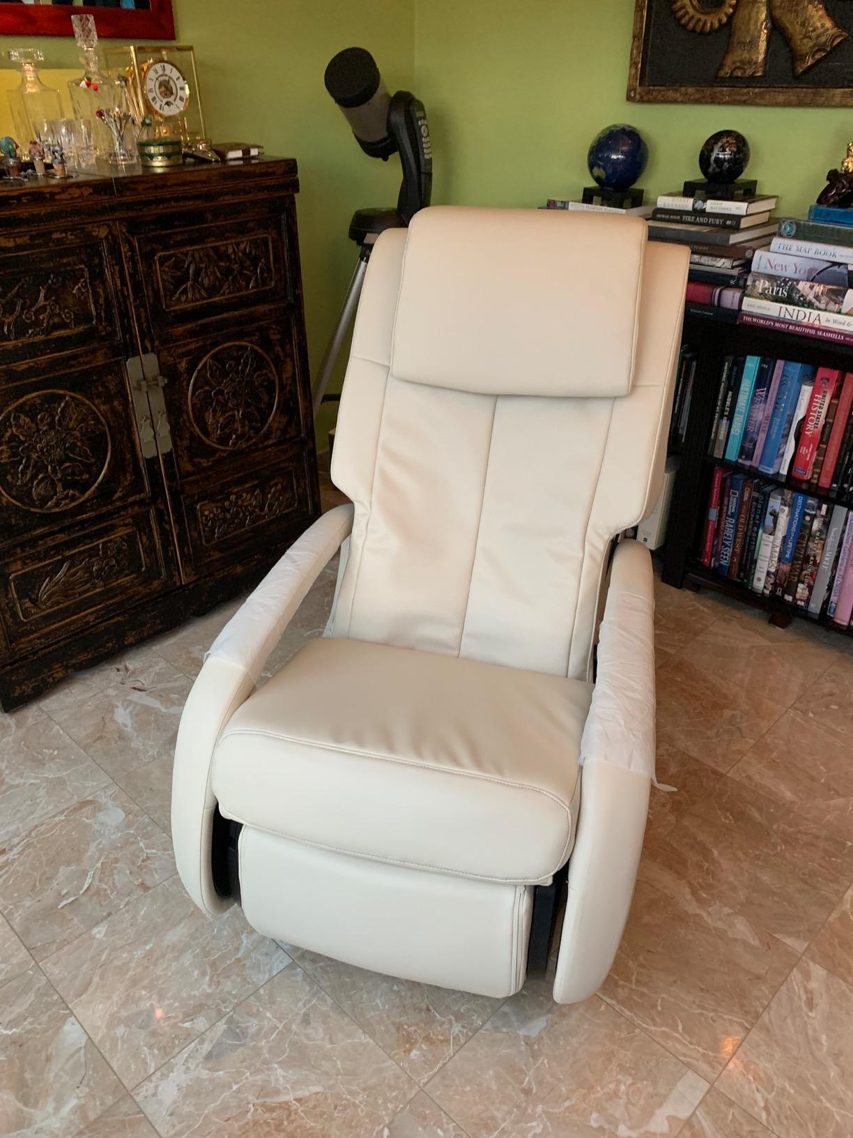 Human Touch WholeBody 7.1 Living Room Recliner Massage Chair