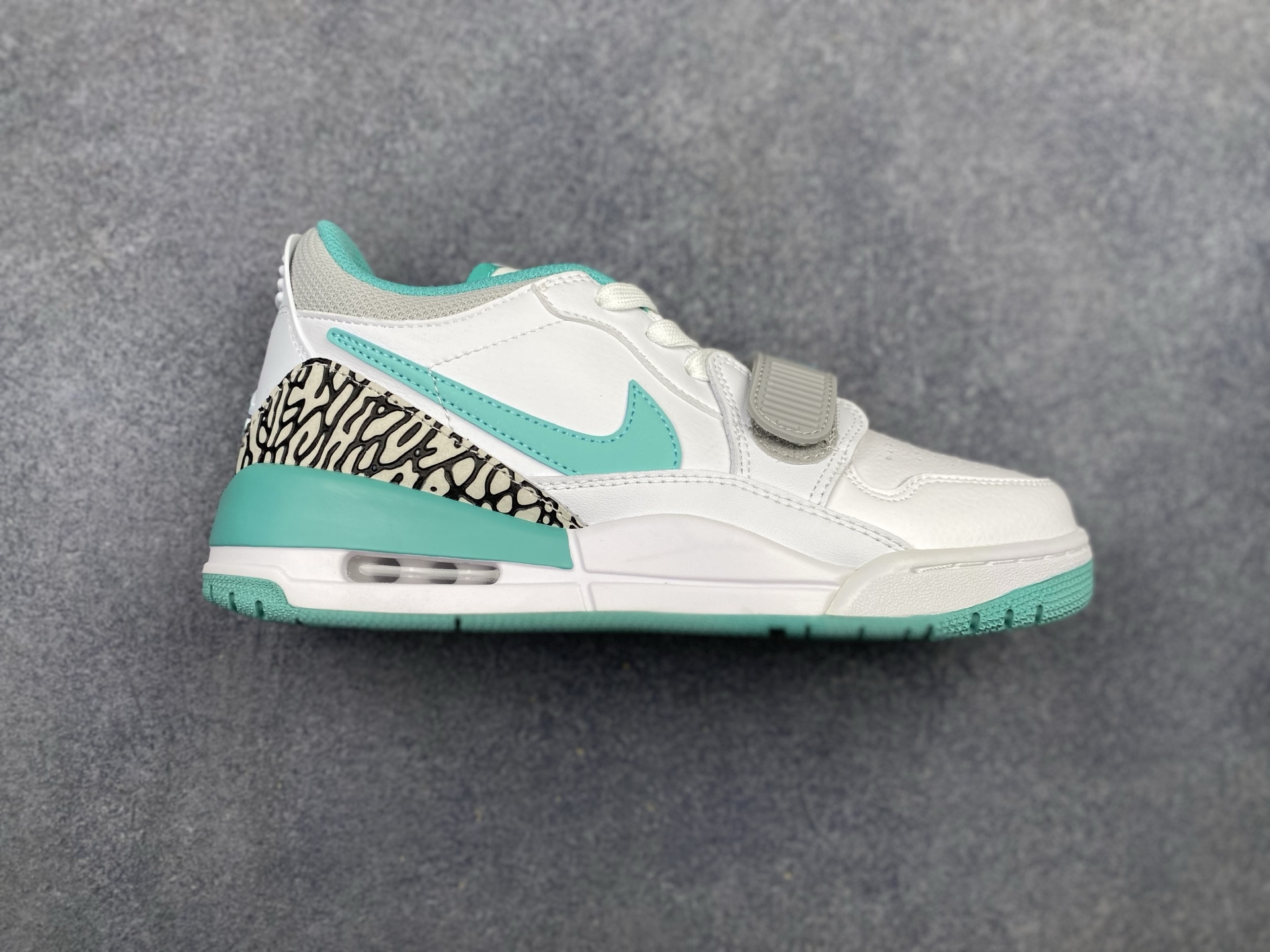 AJ321 Retro Basketball Shoes