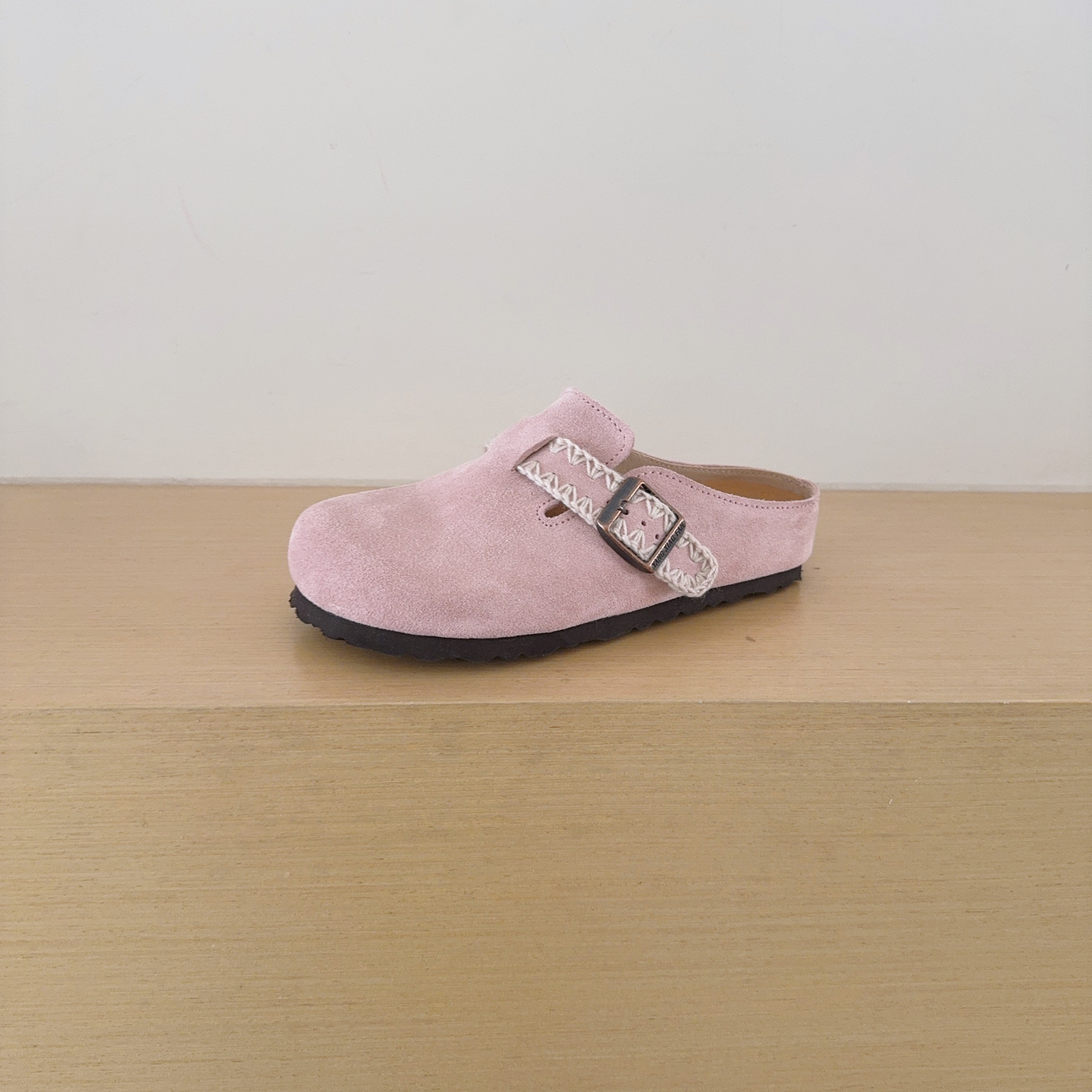 UGG Footwear Style 062