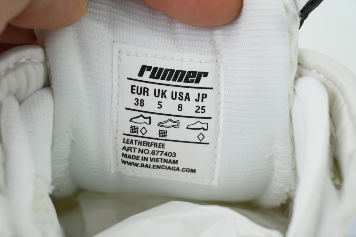 Balenciaga Runner All White LED 677402 W3RA1 9000