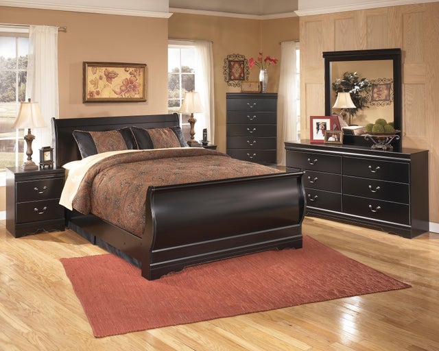 Anarasia / Huey Vineyard Sleigh Bed