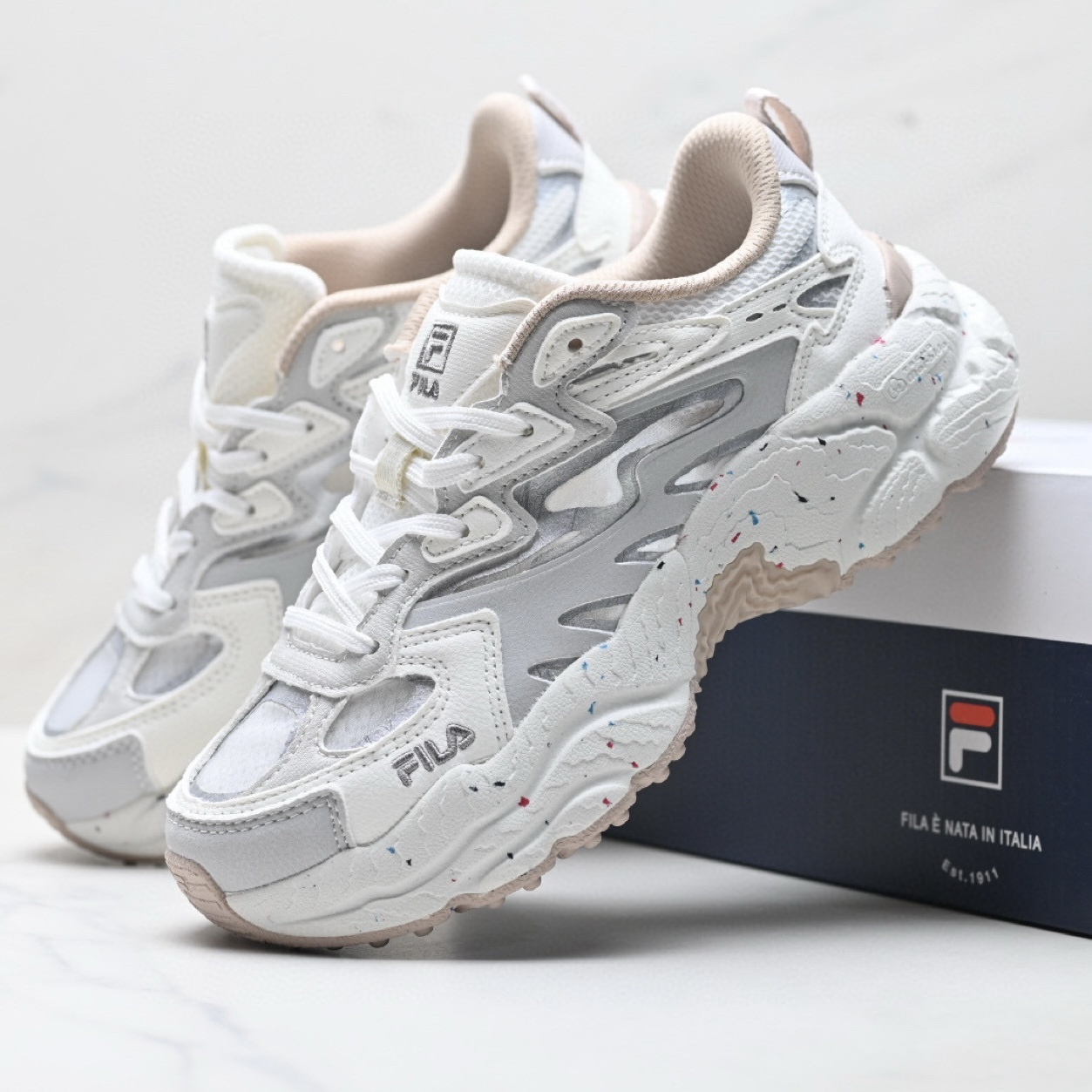 FILA Fern Sneakers