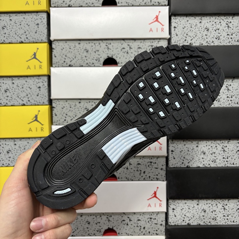 Nike P-6000