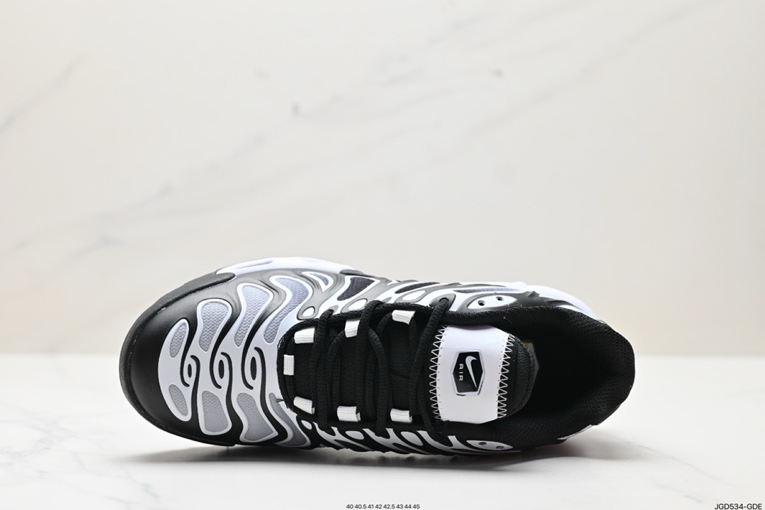 Air Max Plus Drift 65