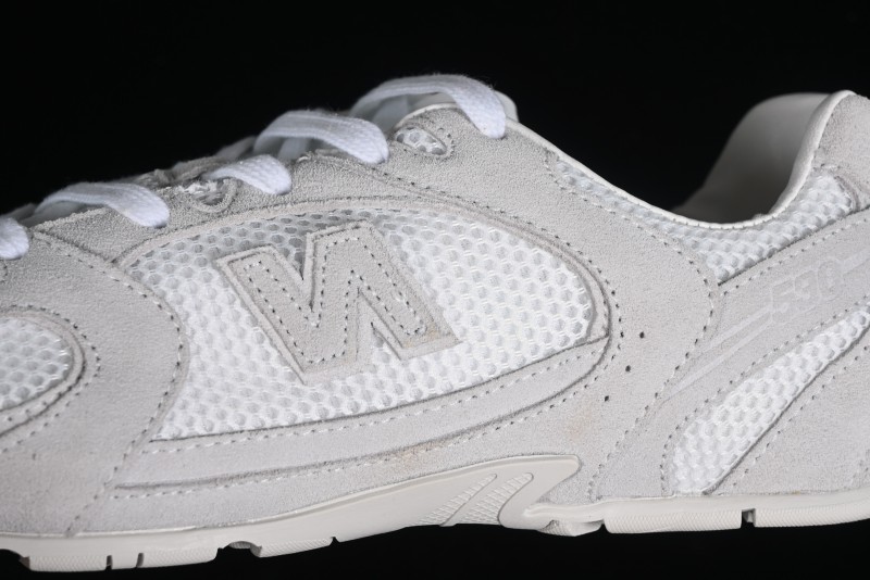MiuMiu x New Balance 530