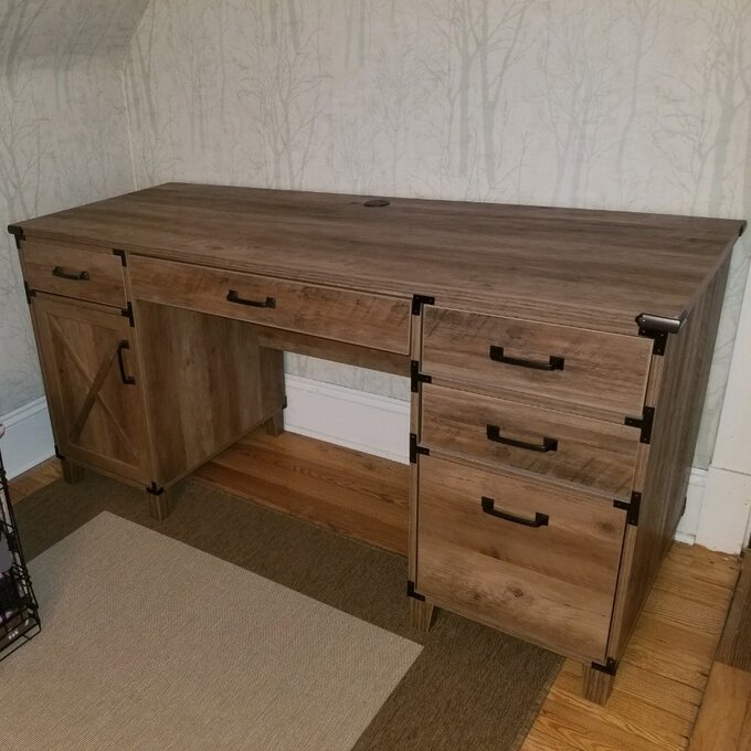 Ayva Desk