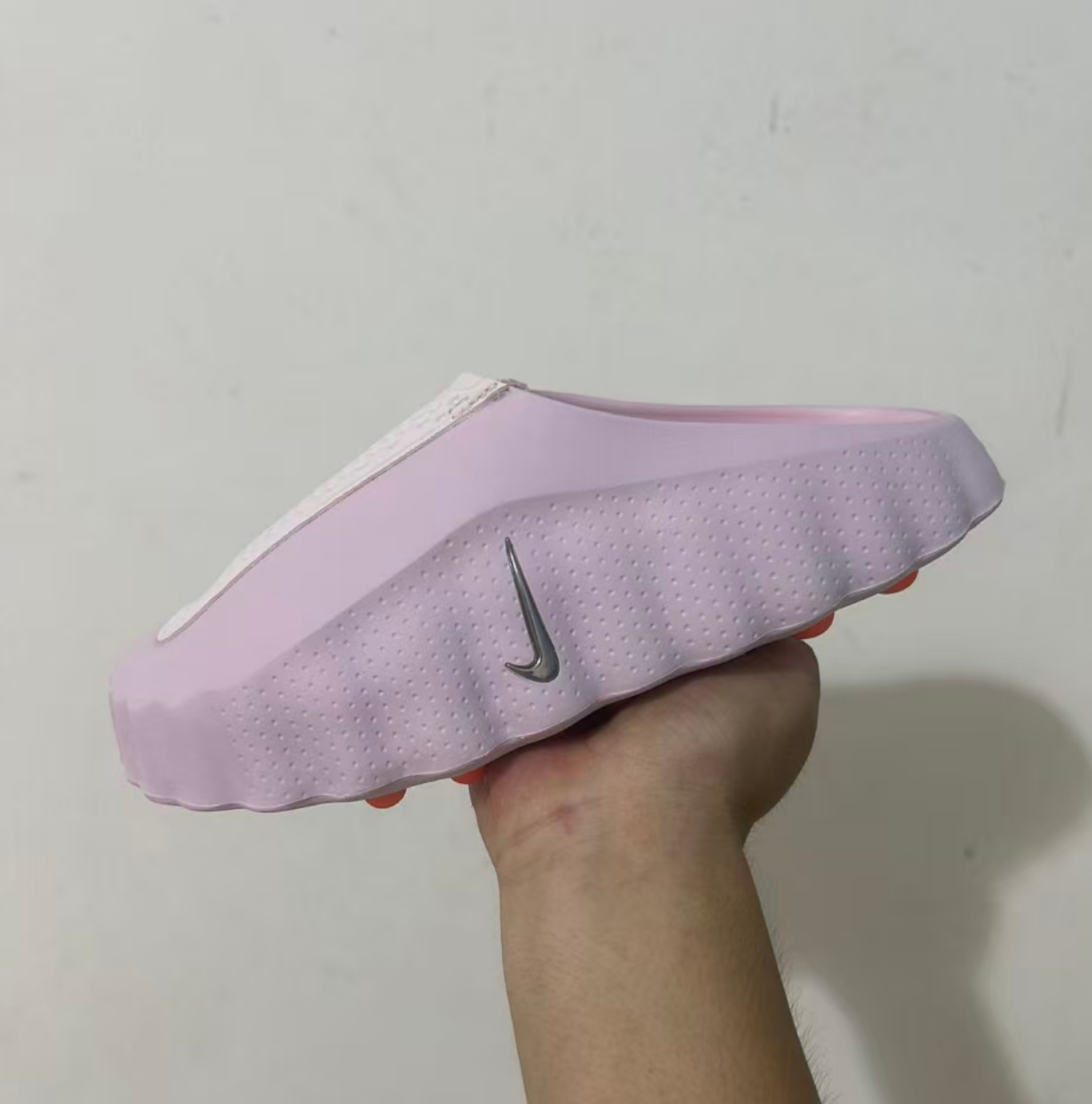 Nike Mind 001