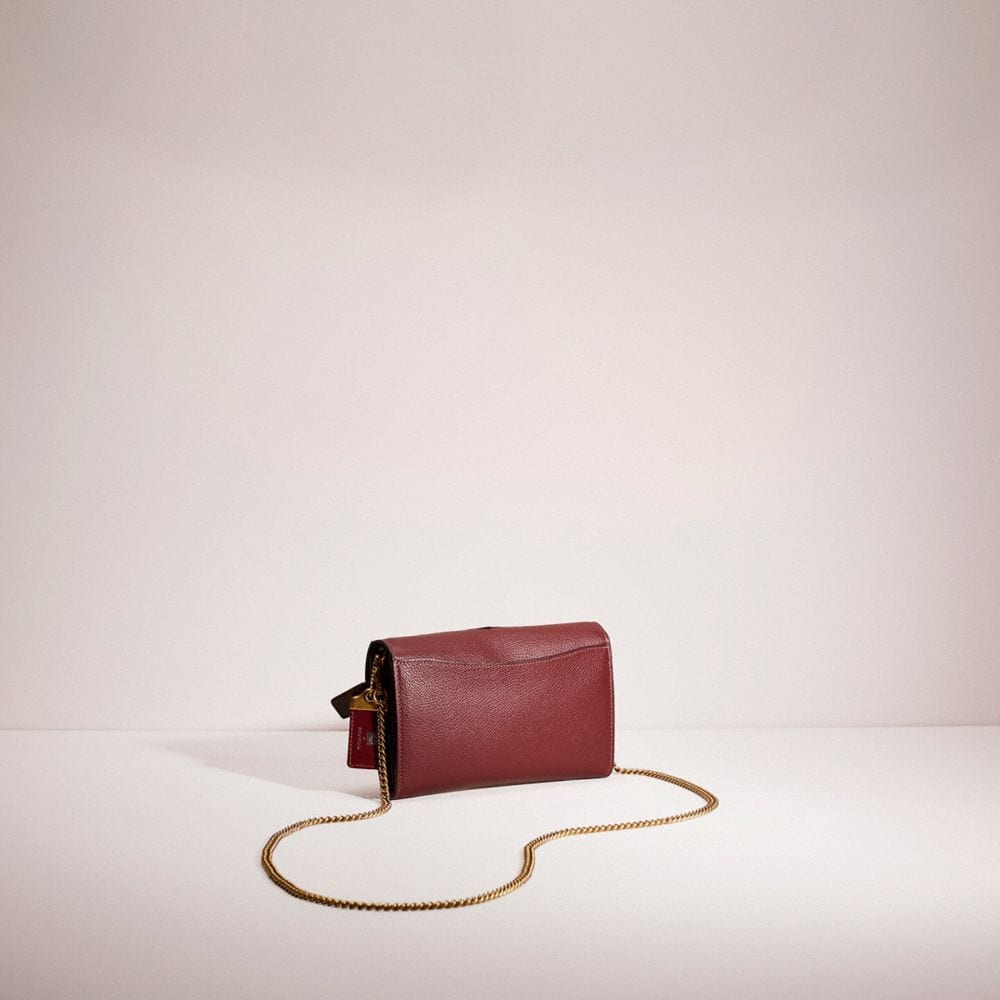 COAthtCH Classic handbags