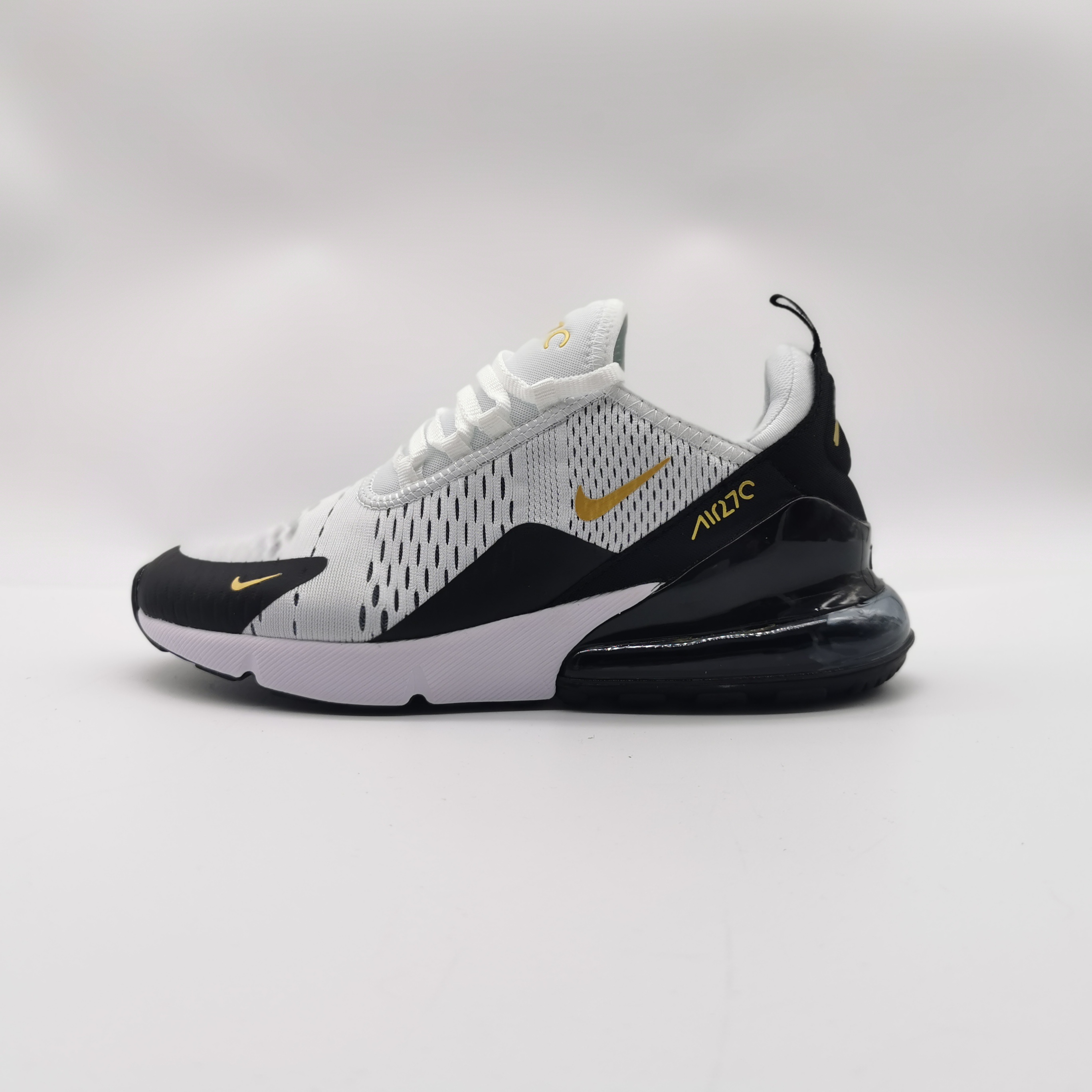 Nike Air Max 270