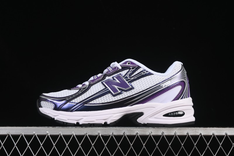 New Balance 740