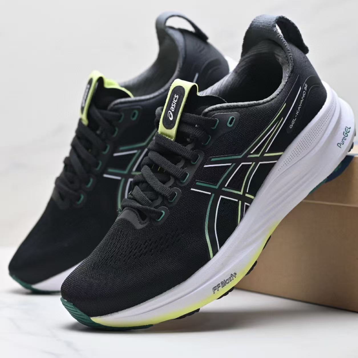 ASICS Gel-Kayano 32