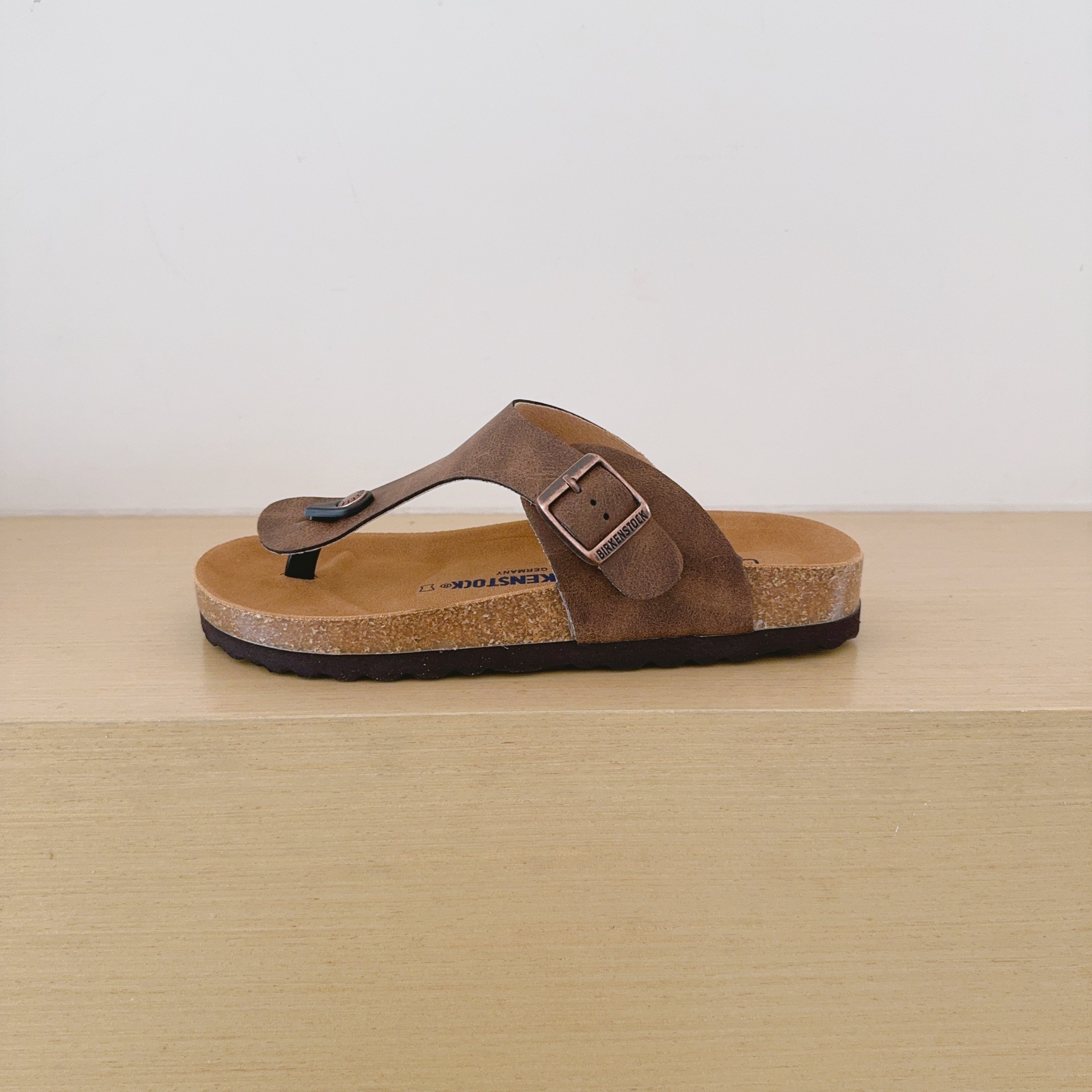 UGG Footwear Style 050