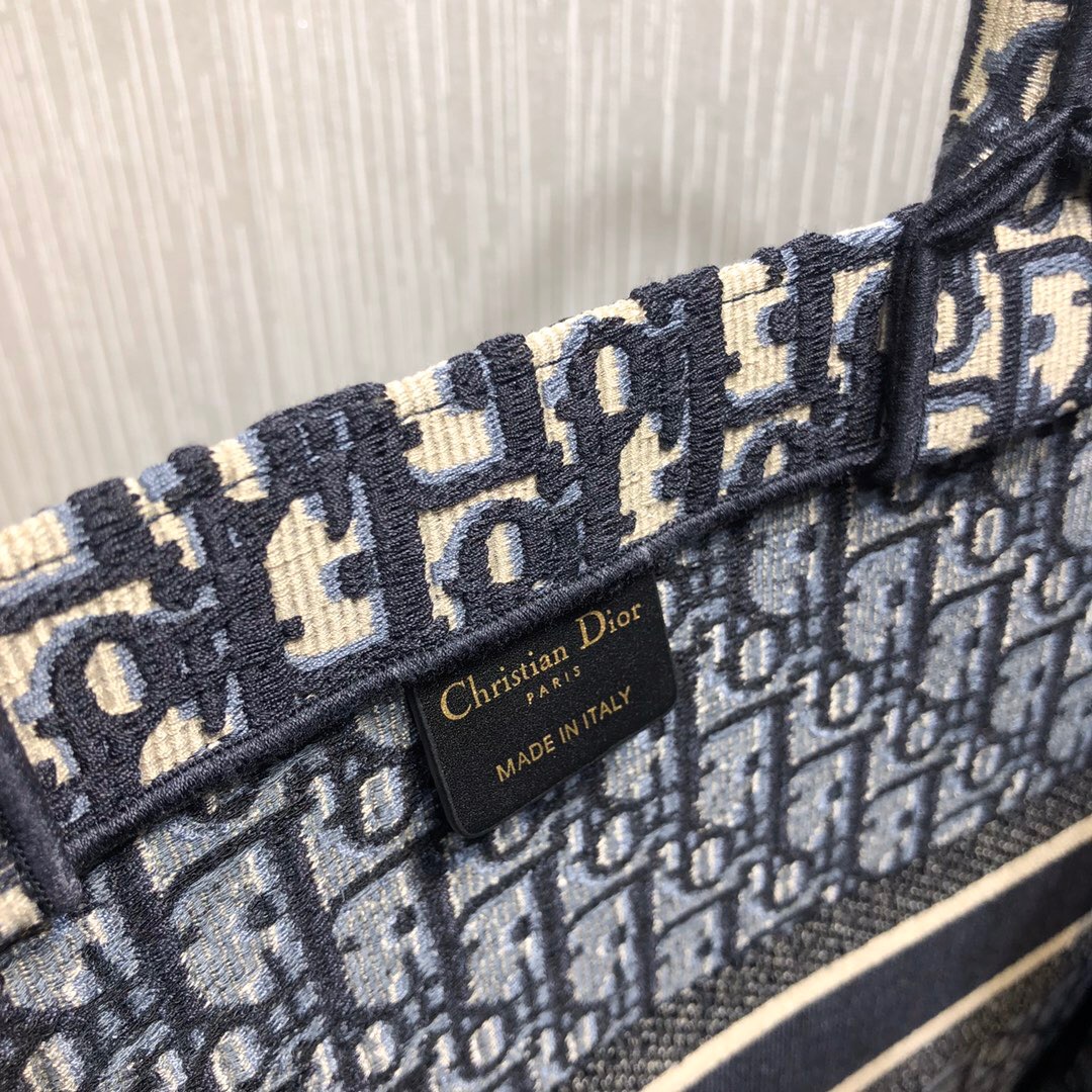 Dior Book Tote Black