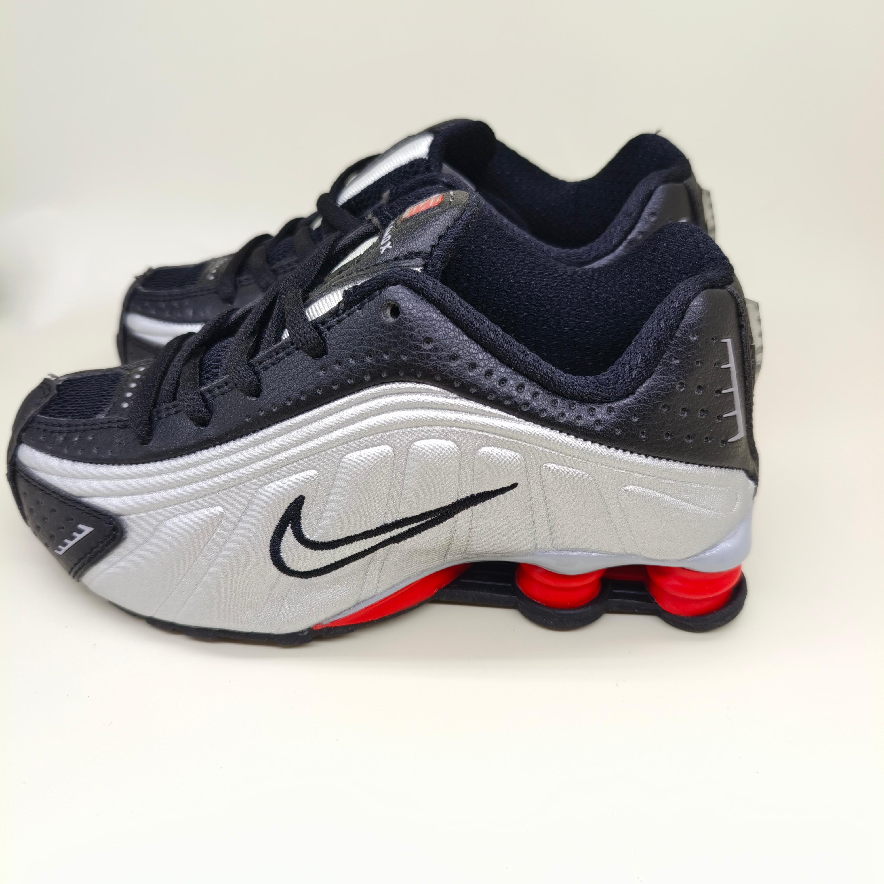 Kids Shoxr4