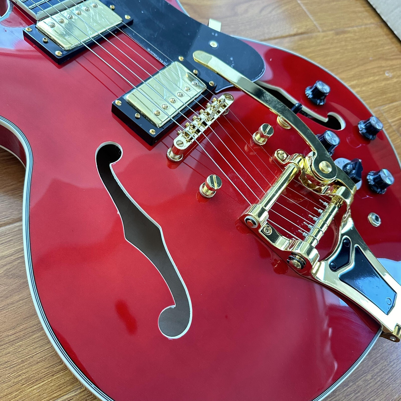 Factory Top Red Electric Guitar Gold Hardware, Black Fingerboard 2H Pickups