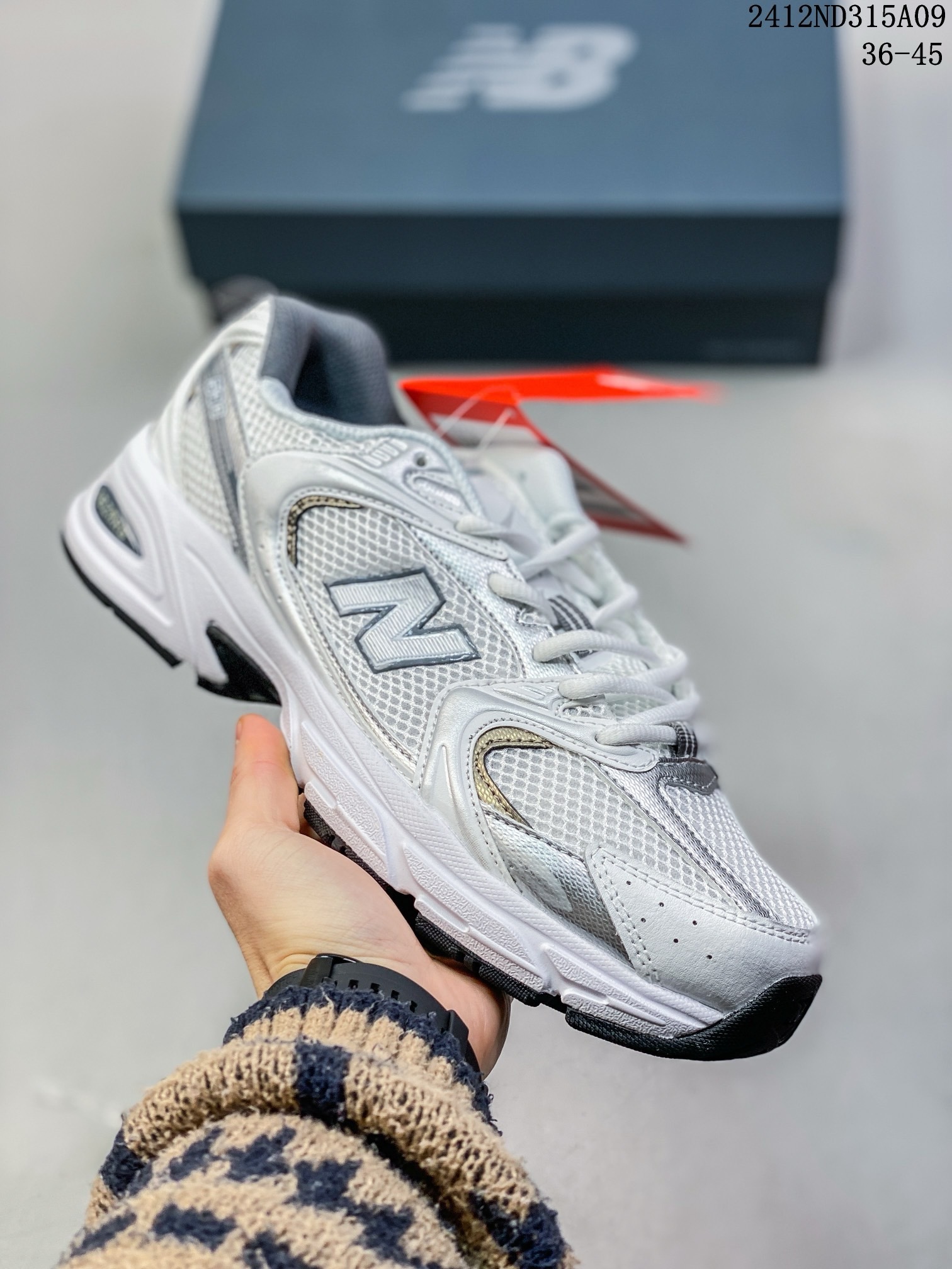 New Balance 530
