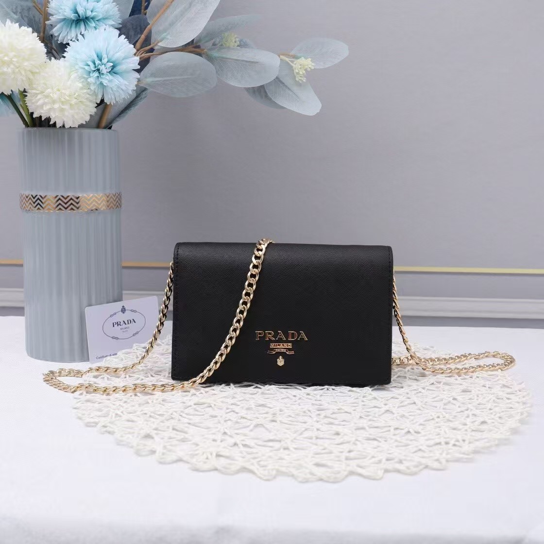 Top version Prada chain crossbody shoulder bag