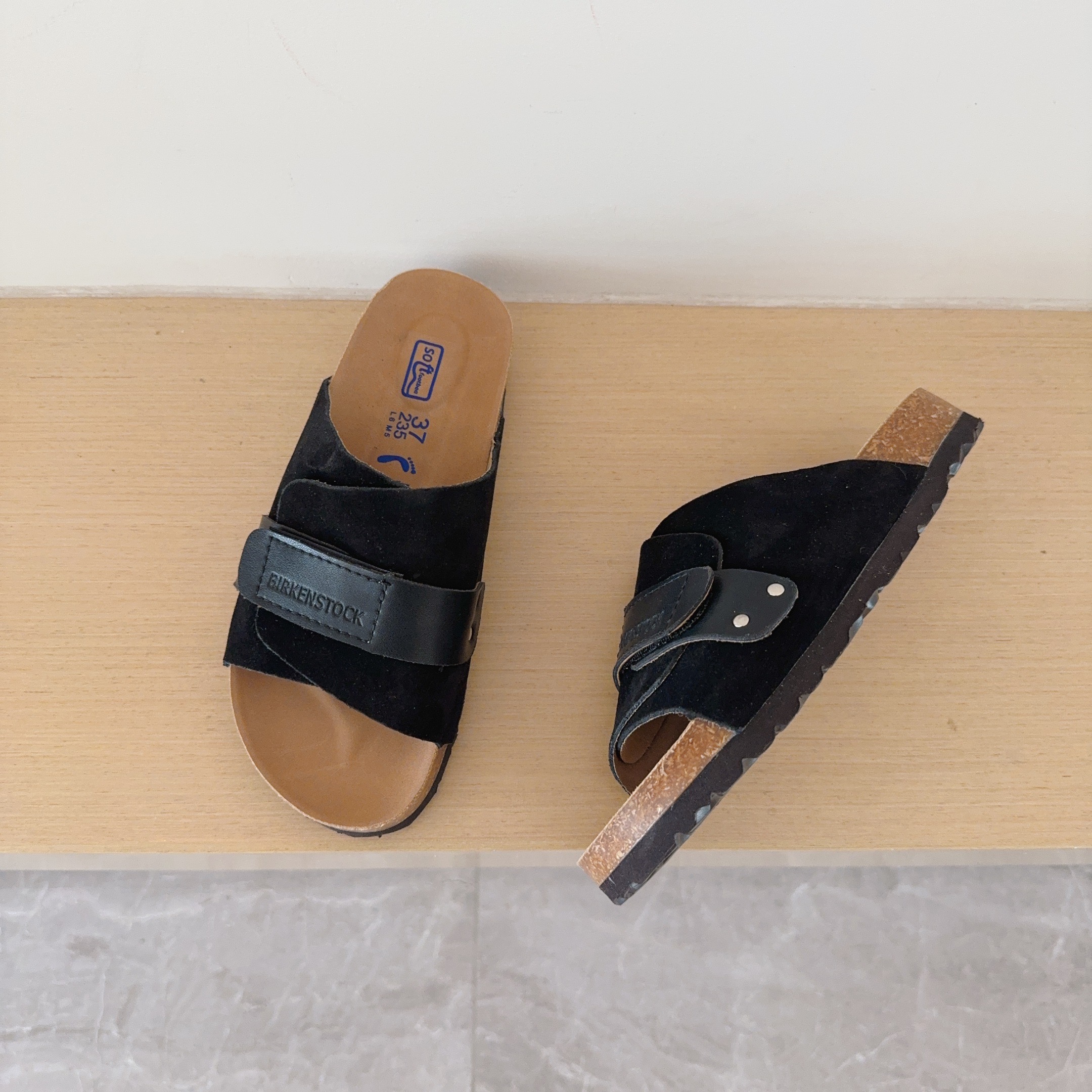 UGG Footwear Style 051
