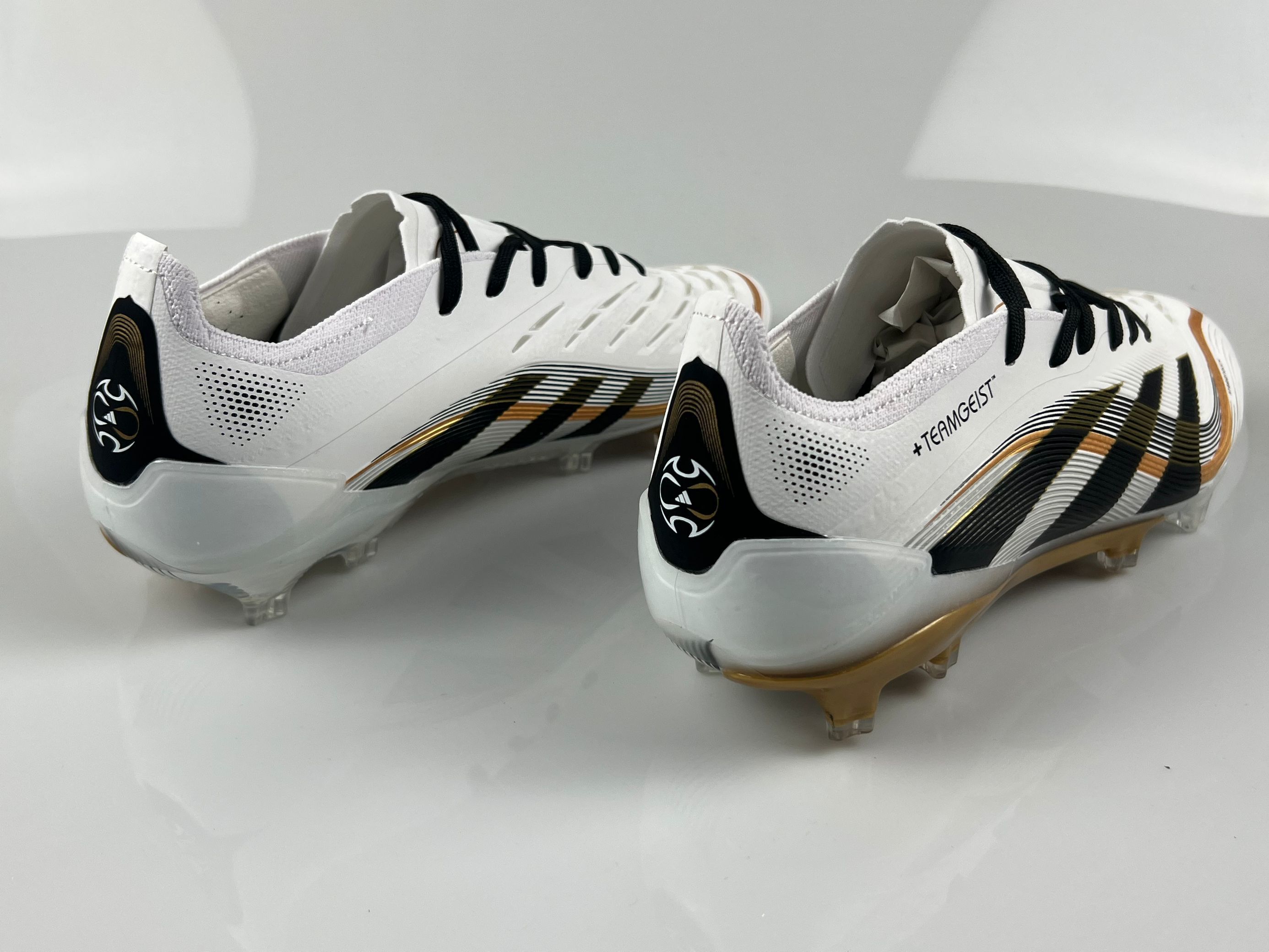 Adidas Predator Accuracy FG Boots Size: 39-45