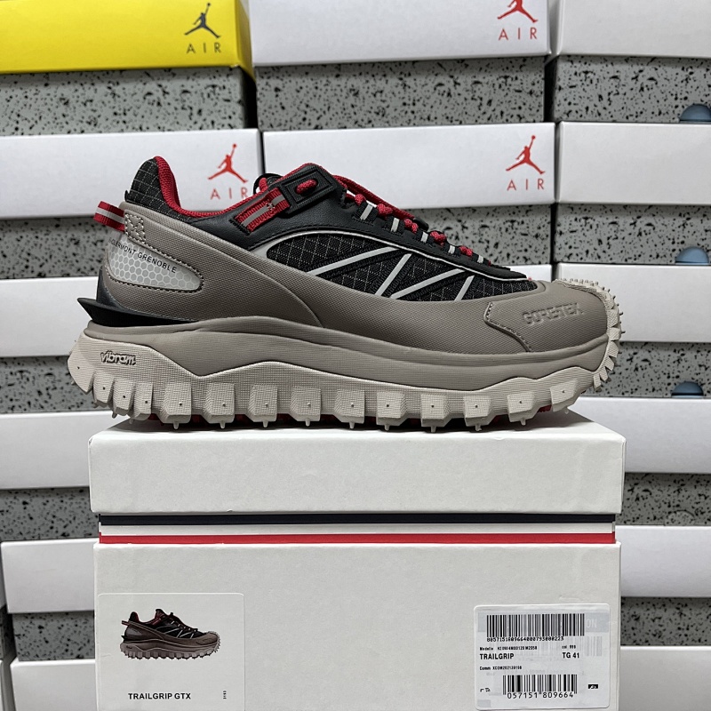 Moncler Trailgrip Gore-Tex 8