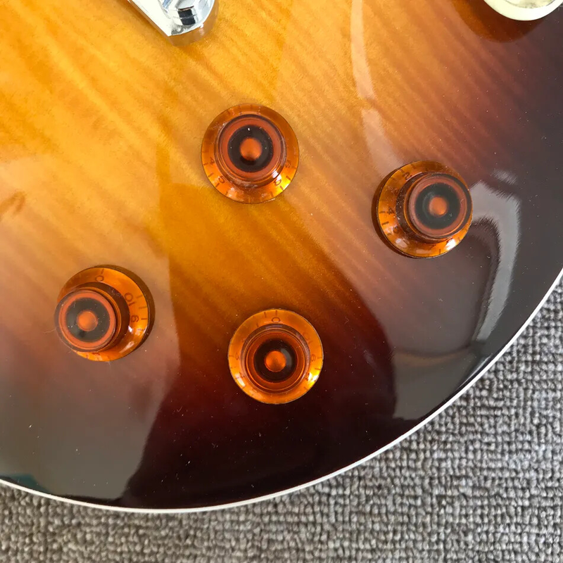 Made in China, High Quality Electric Guitar, Rosewoodd Fingerboard
