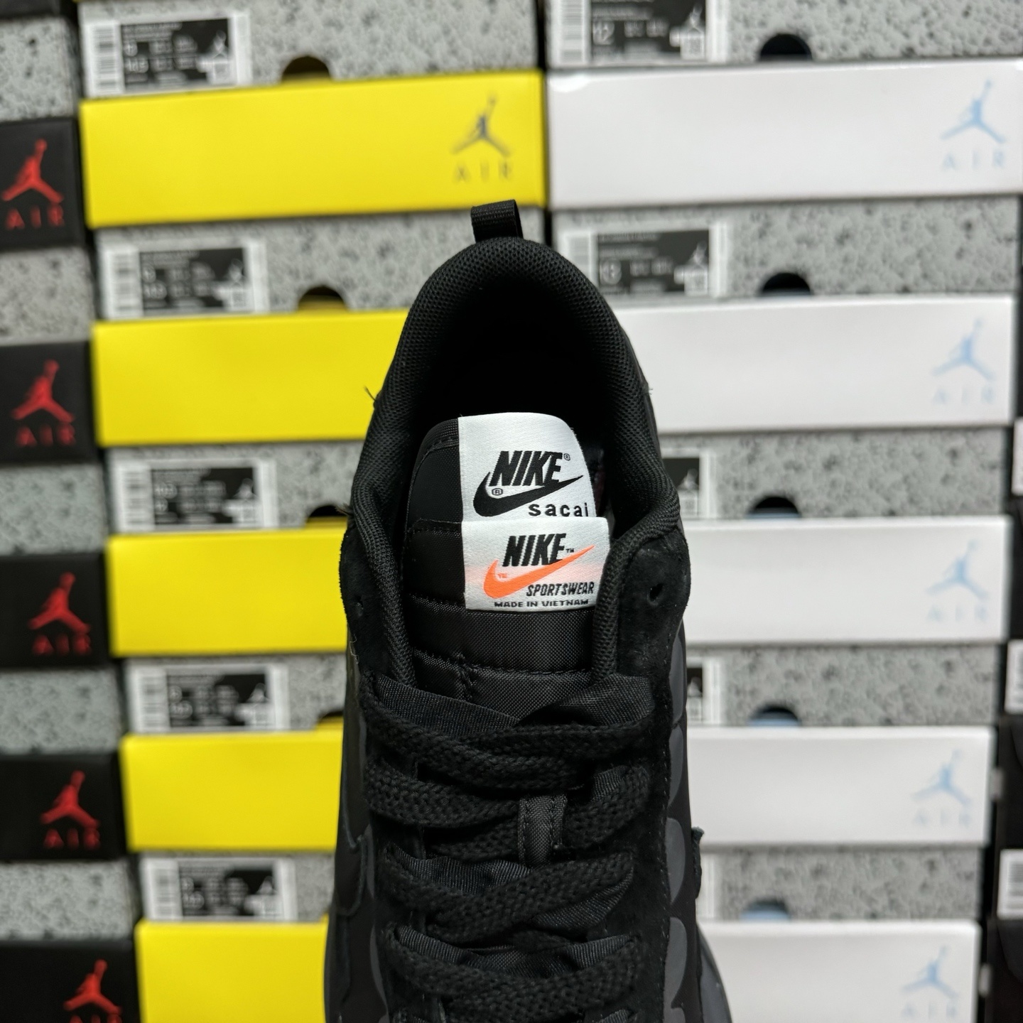 Nike x sacai Sneakers detail 1
