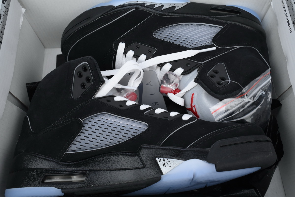 Air Jordan 5 Black Metallic Reimagined HF3975-001