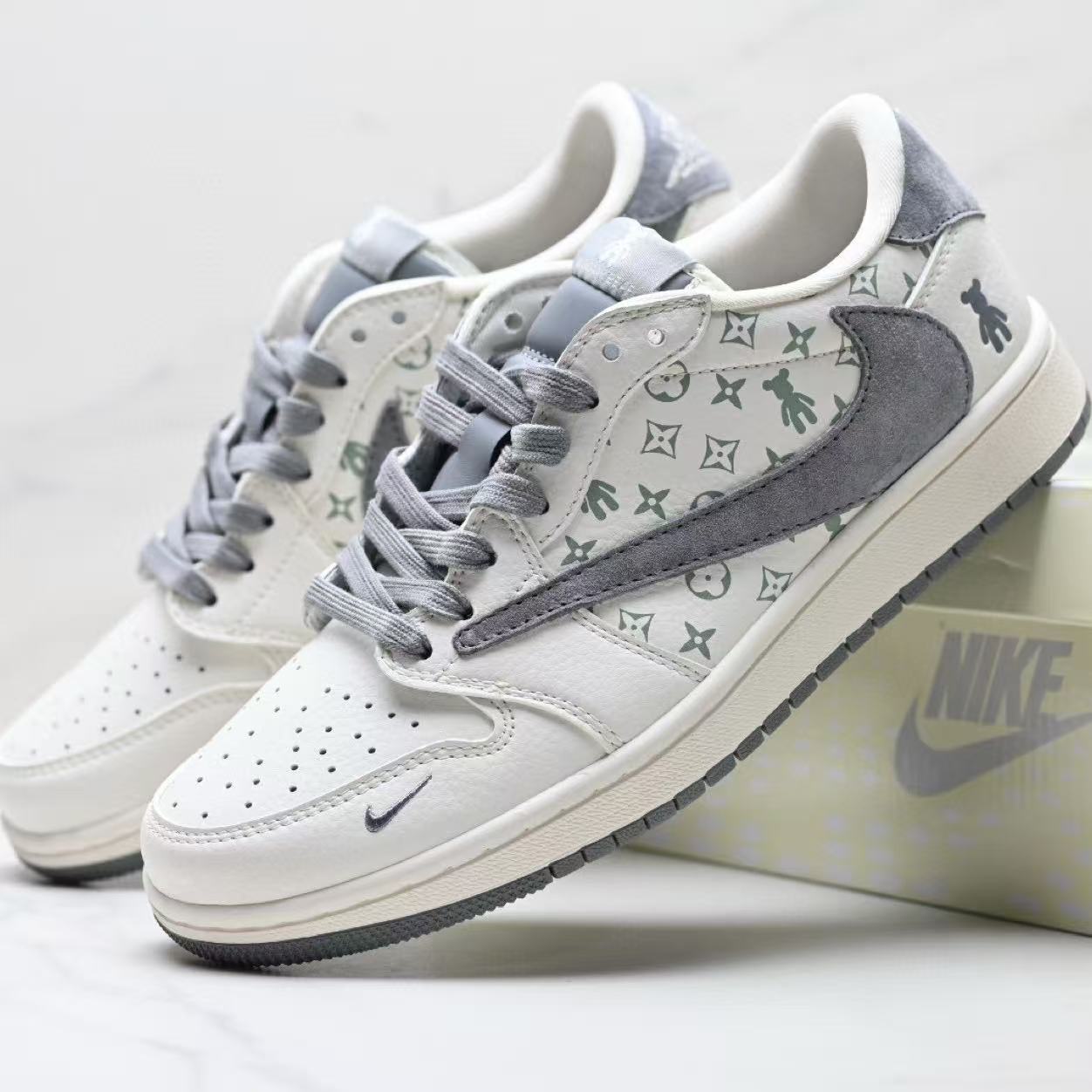 Nike-Kids AJ1