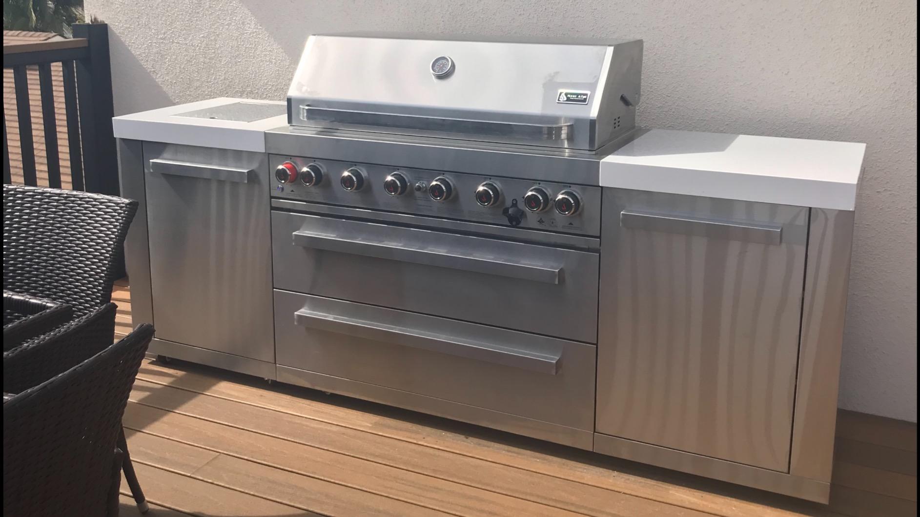 Mont Alpi MAI805 44" Barbeque Island