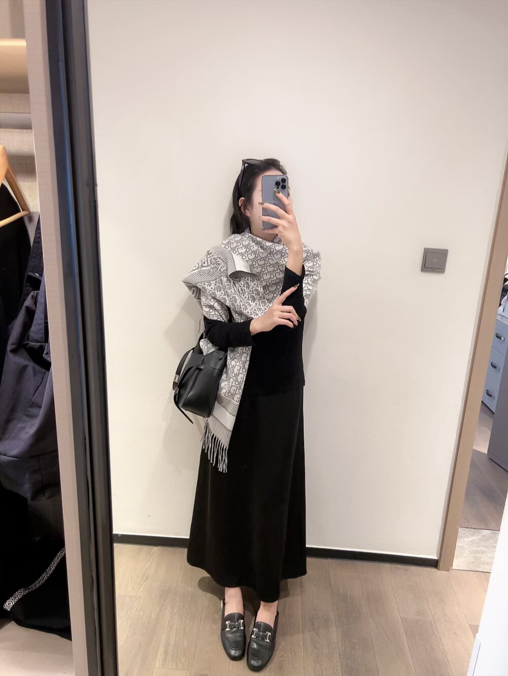 Dior Fringed Scarf Grey product images