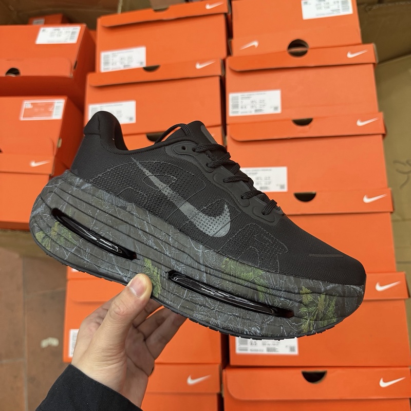 Nike Vomero Premium