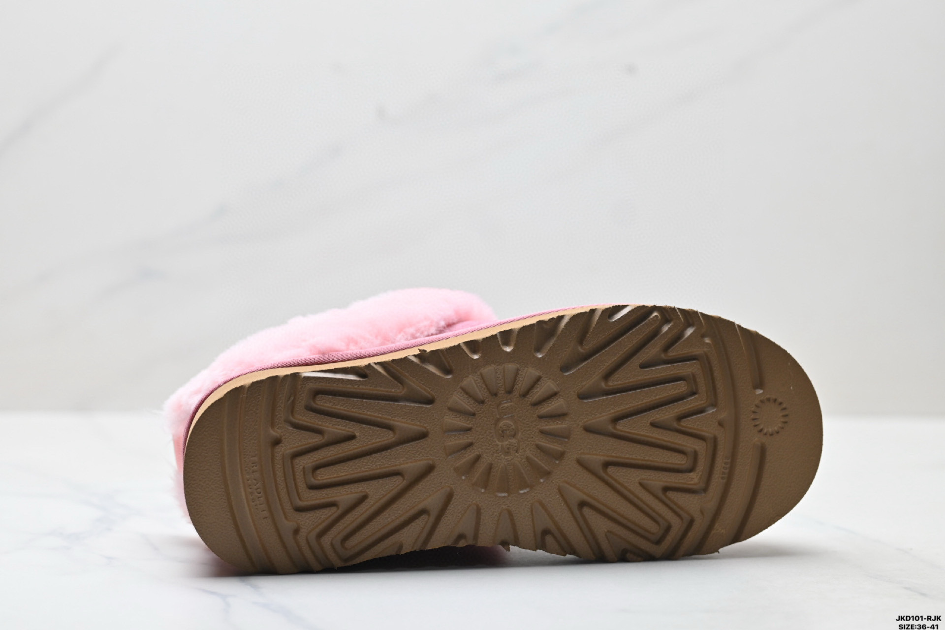 UGG Classic Clear Mini Detail 18