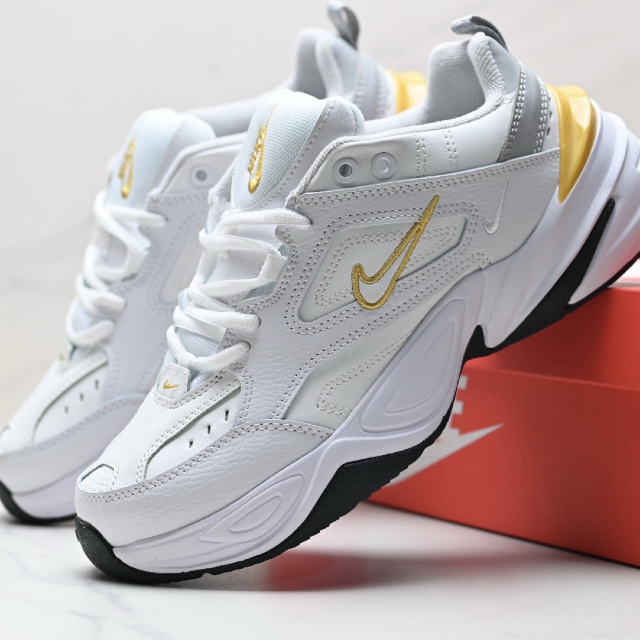 Nike M2K