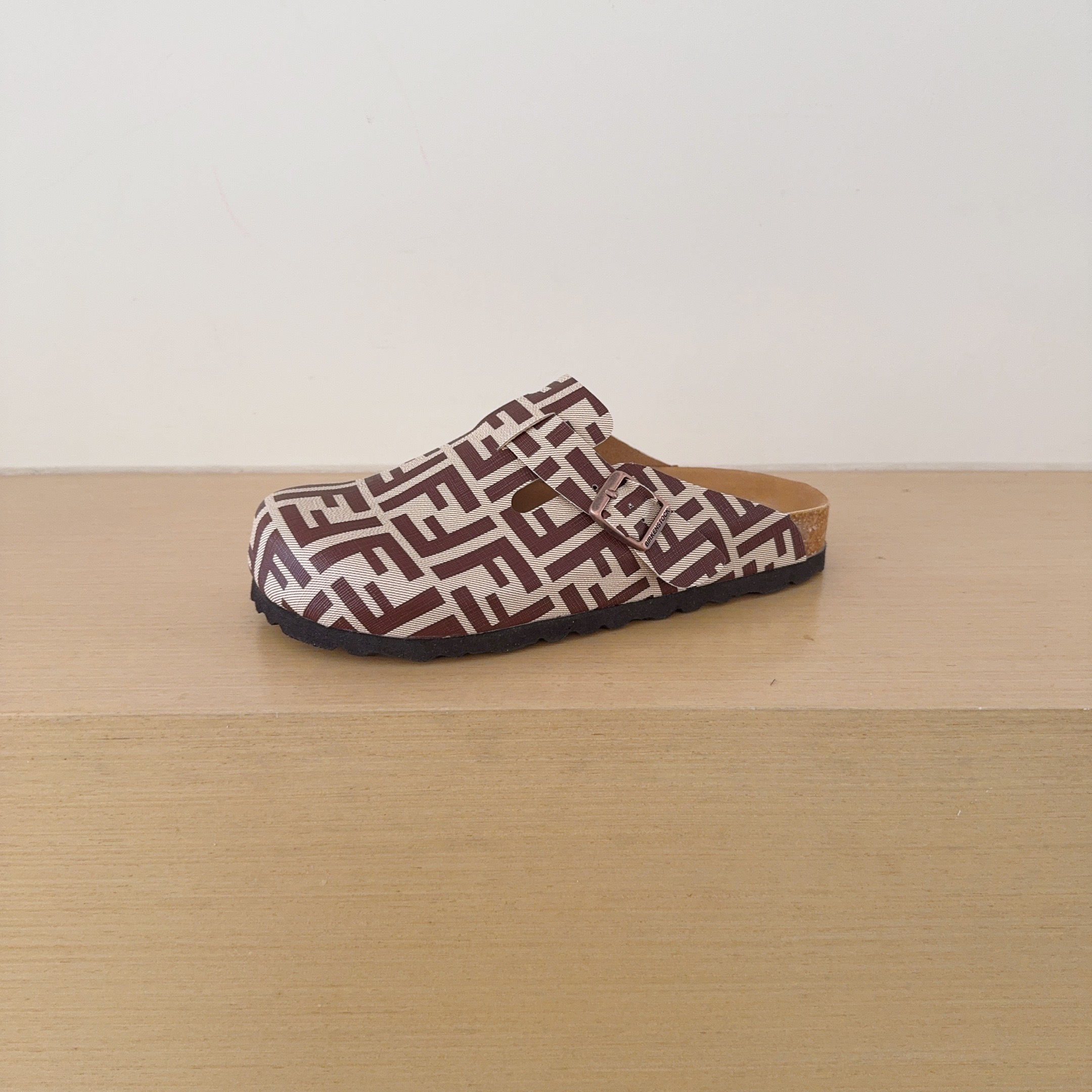 UGG Kids FF Check Birken-Style Clogs Adult And Kids