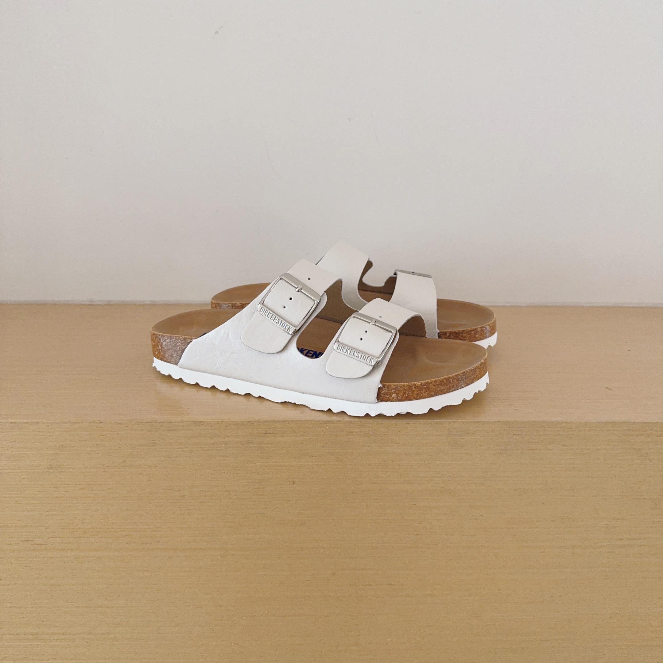 UGG Kids Matte And Gloss Series Birken-Style Two-Strap Sandals Adult And Kids