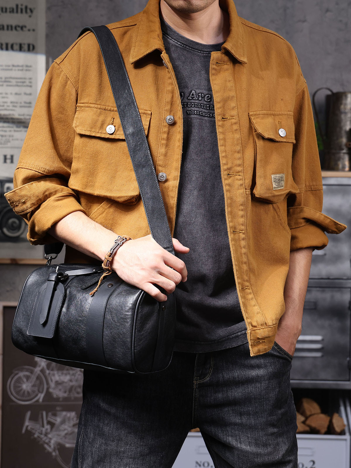 Vintage Leather Barrel Crossbody Bag - Rugged Style for Everyday Carry