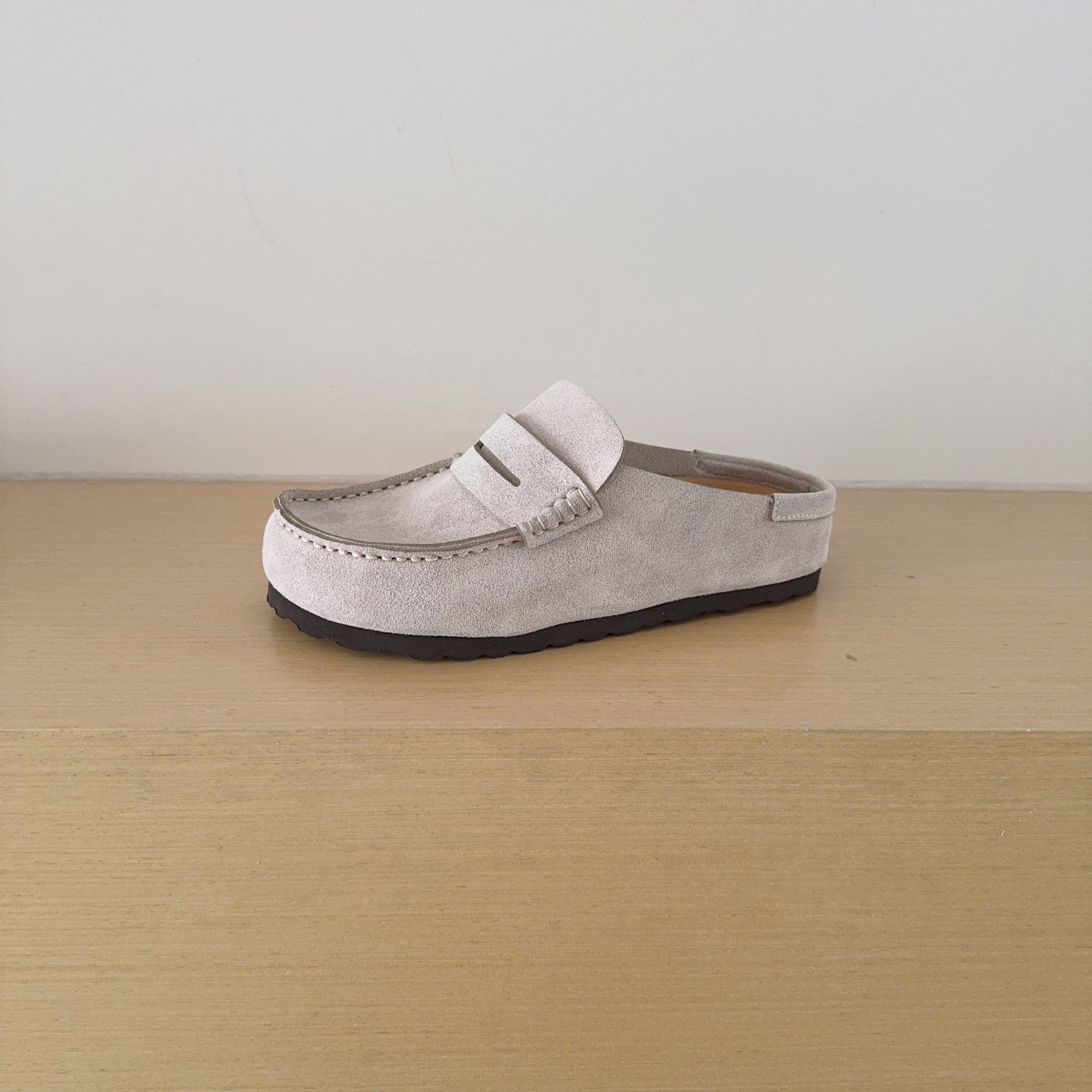 UGG Footwear Style 071